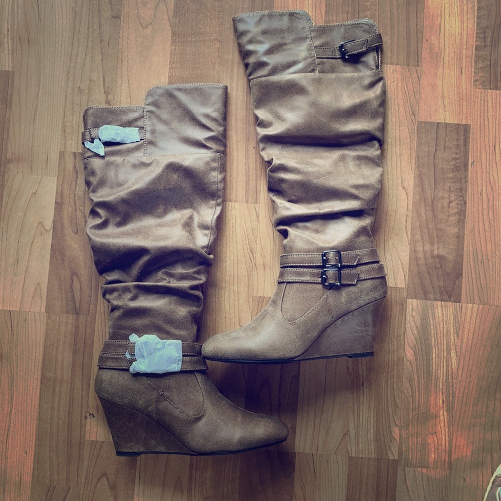 Wedge Tan Boots
